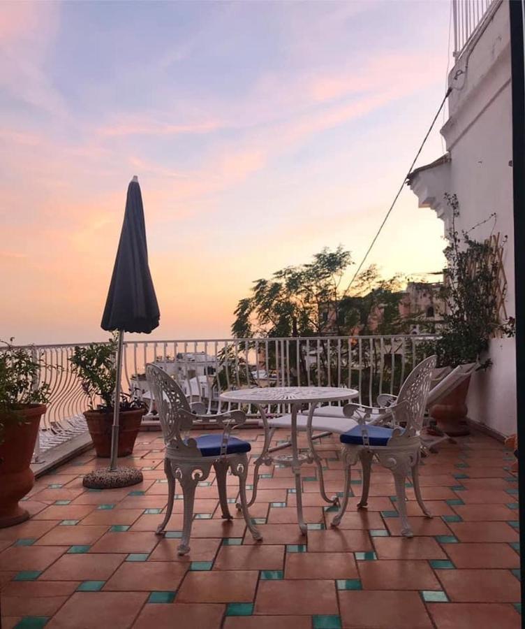 Hotel Villa Delle Palme In Positano Exterior foto